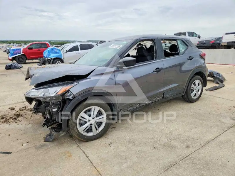 2024 Nissan KICKS фото