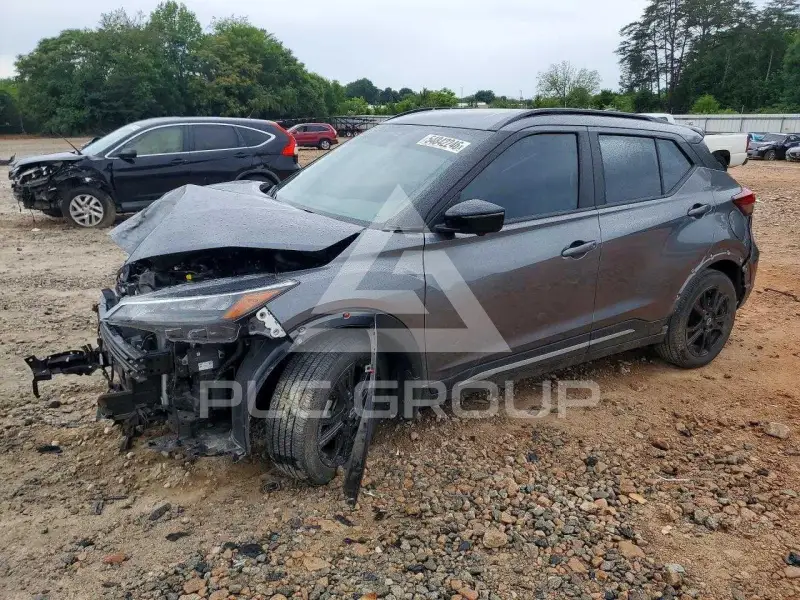 2024 Nissan KICKS фото