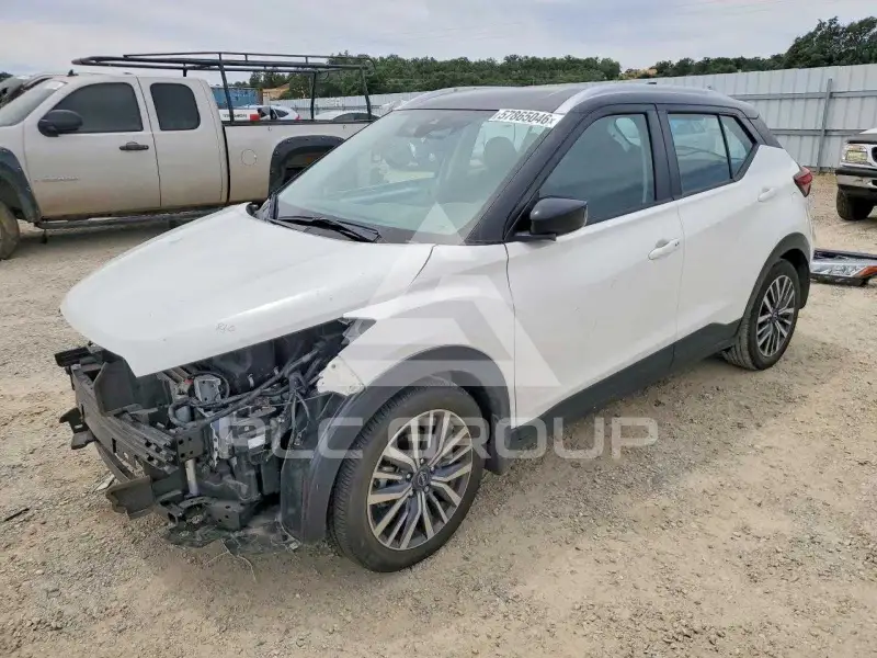 2024 Nissan KICKS фото