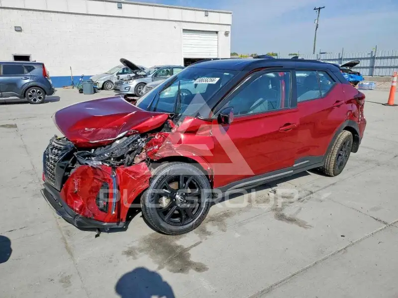 2024 Nissan KICKS фото