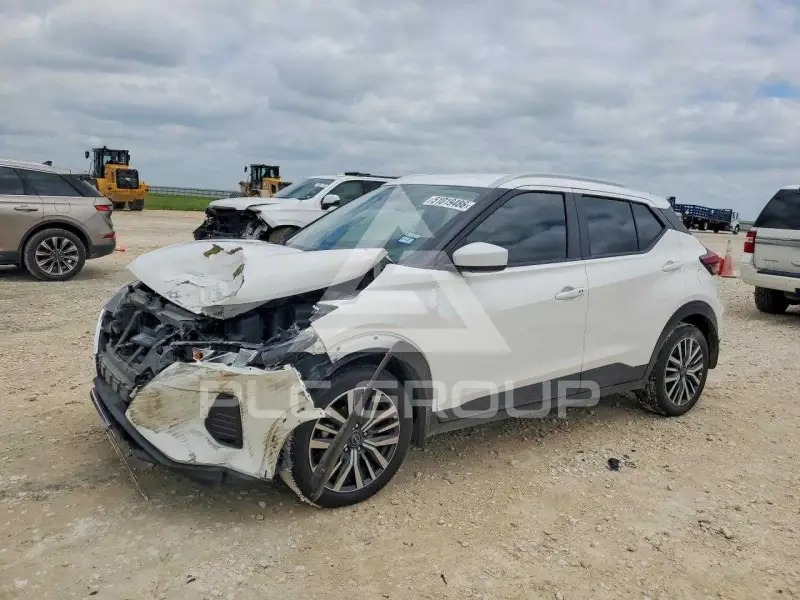 2024 Nissan KICKS фото