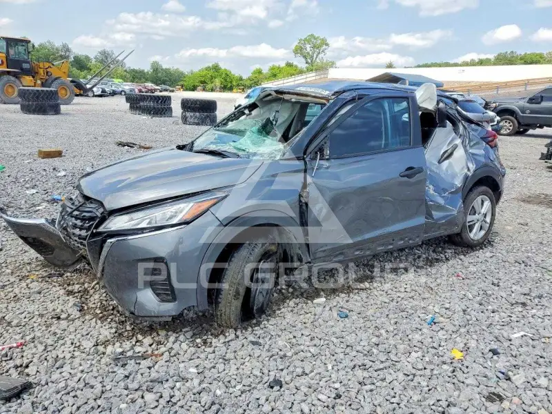 2024 Nissan KICKS photo