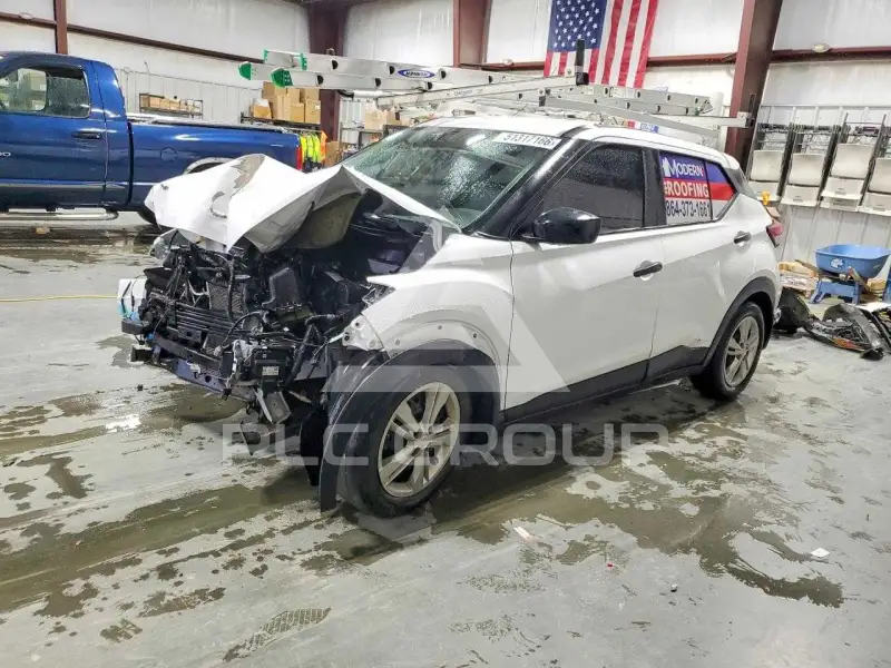 2024 Nissan KICKS фото