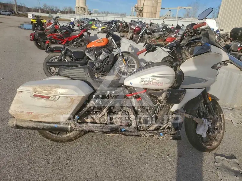 2024 Harley-Davidson FLTRX фото