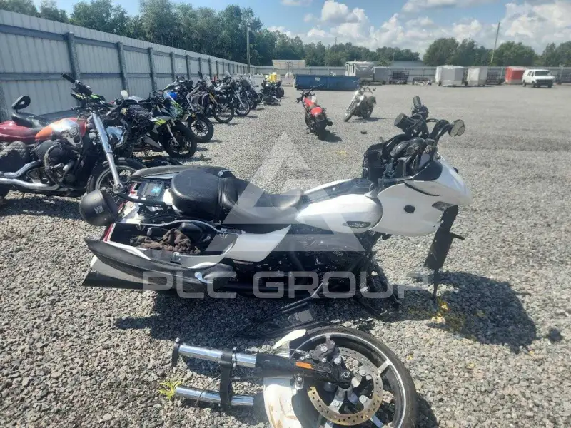 2024 Harley-Davidson FL фото