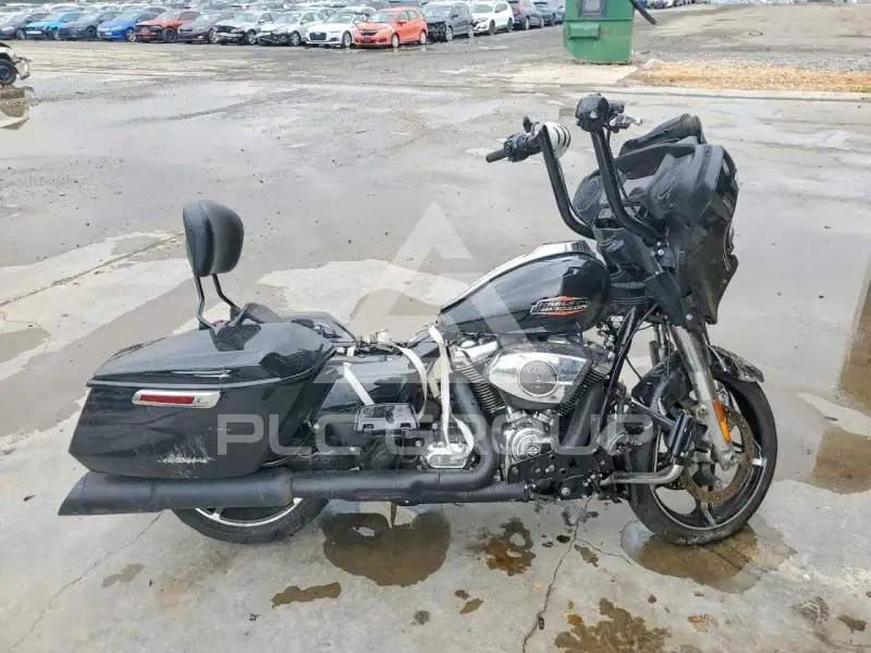 2024 Harley-Davidson FL photo