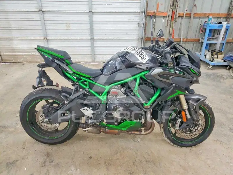 2024 Kawasaki ZR1000 фото