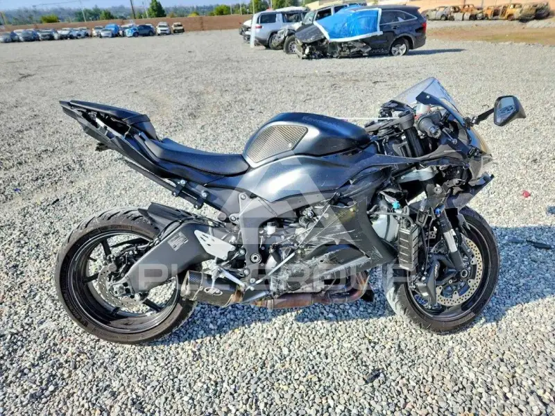 2024 Kawasaki Ninja600 фото