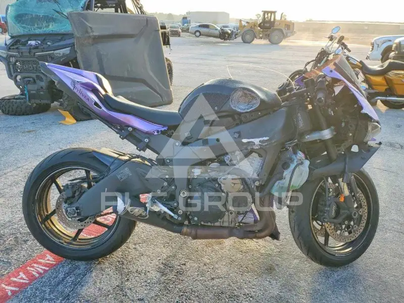 2024 Kawasaki ZX636 фото