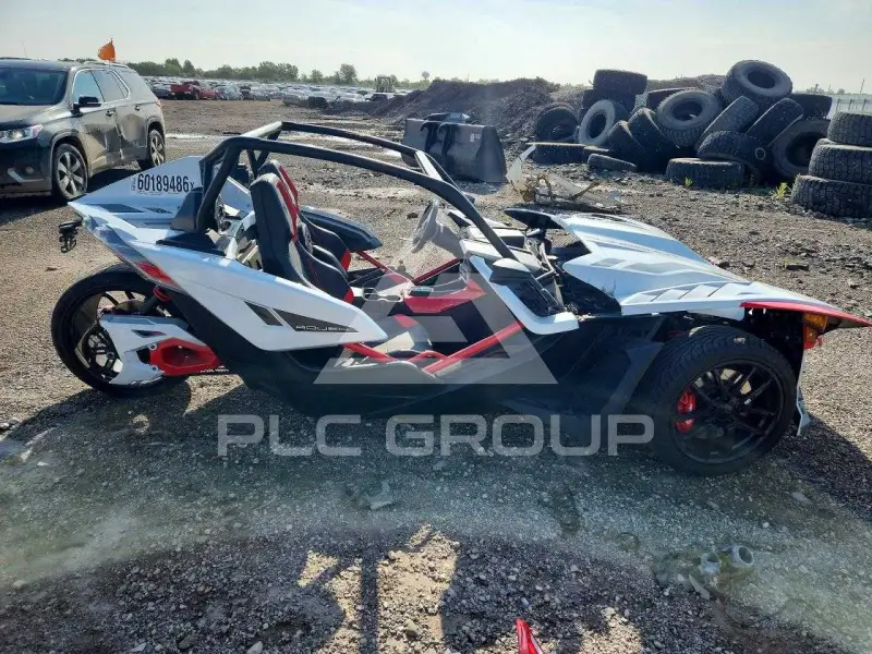 2024 Polaris Slingshot photo