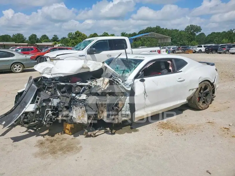 2024 Chevrolet Camaro фото
