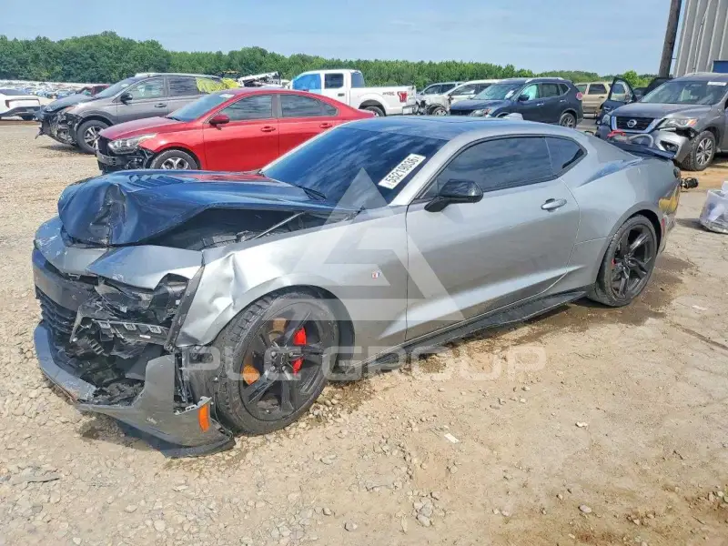 2024 Chevrolet Camaro фото