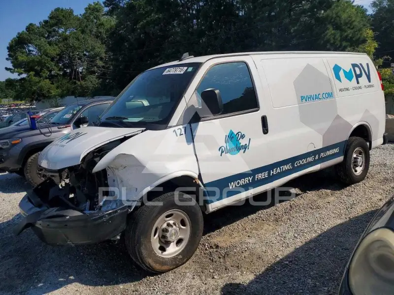 2024 Chevrolet Express фото