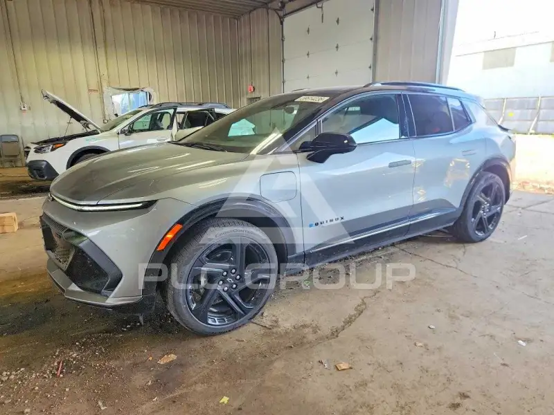 2024 Chevrolet Equinox photo