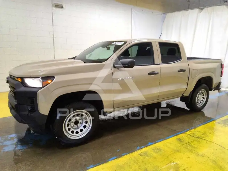 2024 Chevrolet Colorado photo
