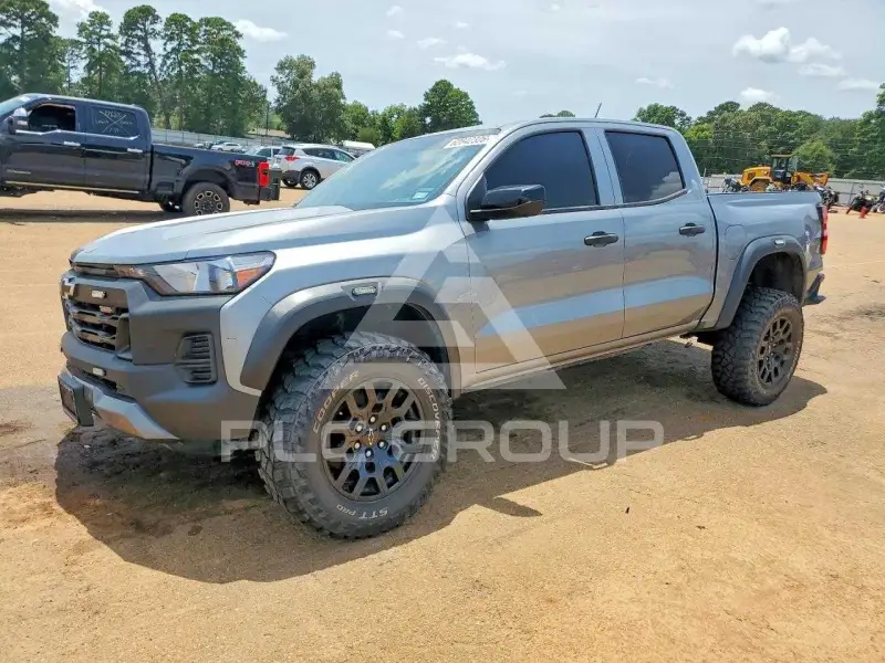 2024 Chevrolet Colorado photo