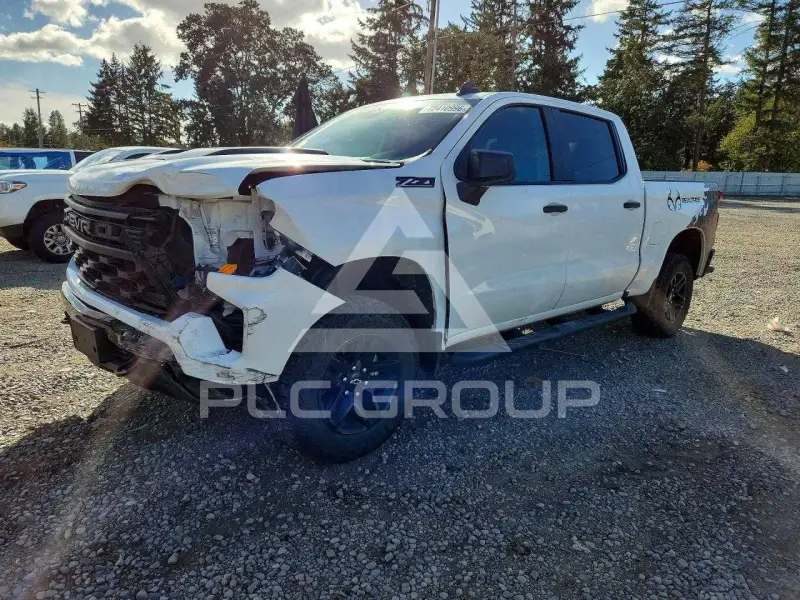 2024 Chevrolet Silverado фото