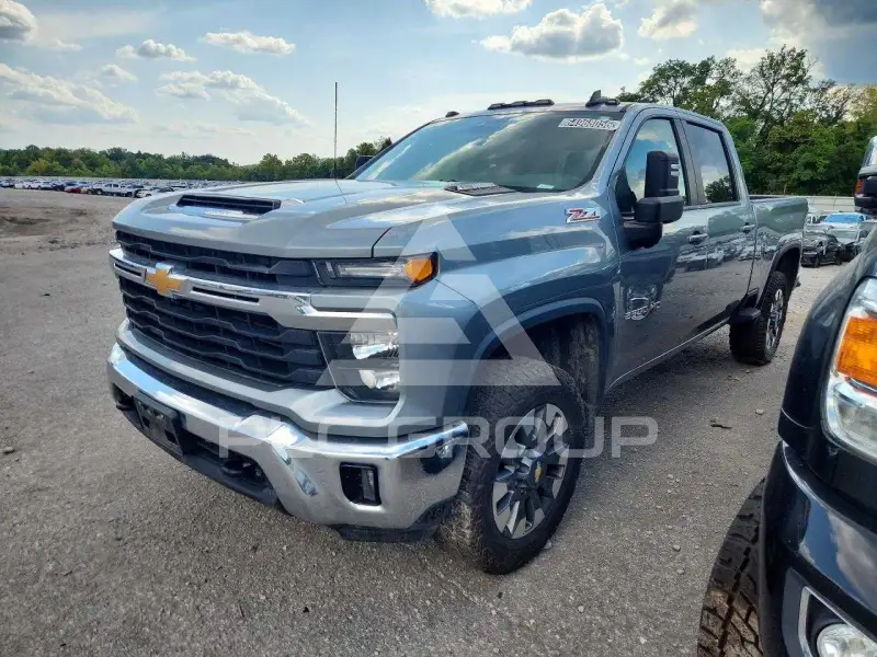 2024 Chevrolet Silverado фото