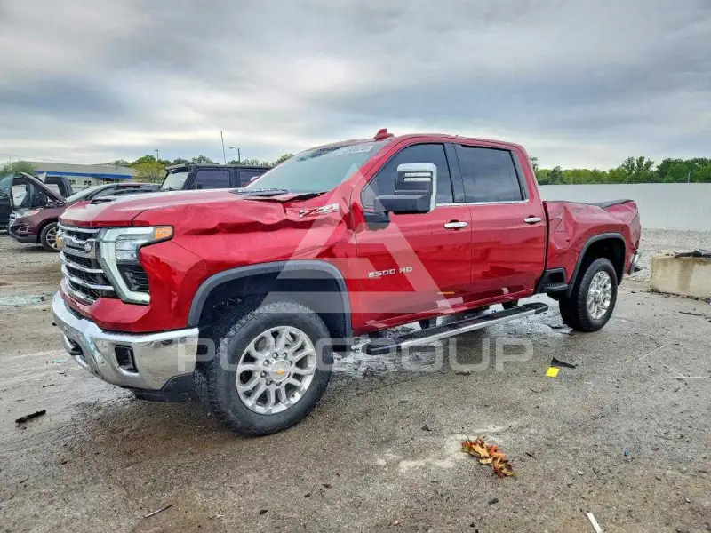 2024 Chevrolet Silverado photo