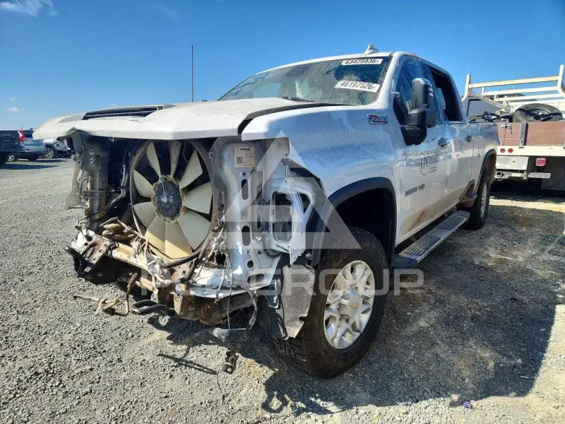 2024 Chevrolet Silverado фото