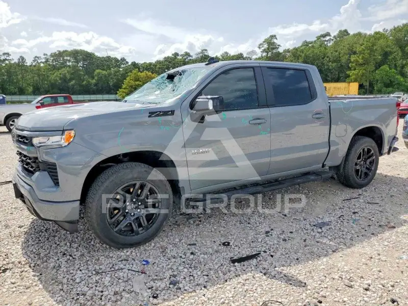2024 Chevrolet Silverado photo