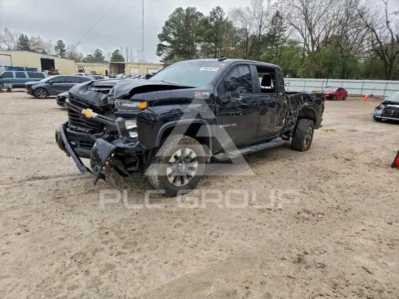 2024 Chevrolet Silverado фото