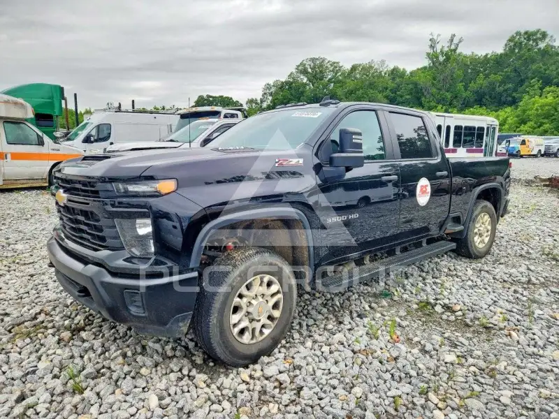 2024 Chevrolet Silverado фото