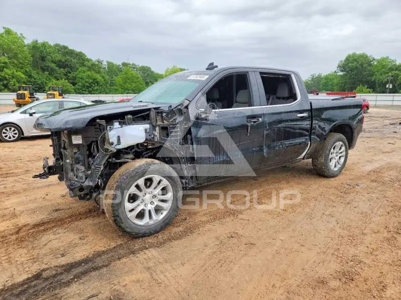 2024 Chevrolet Silverado photo