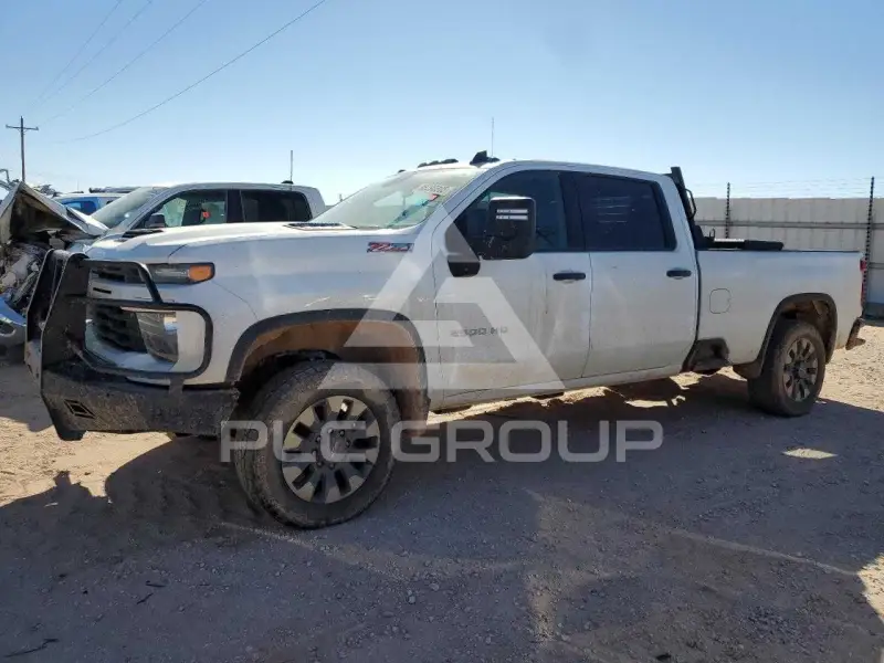 2024 Chevrolet Silverado фото