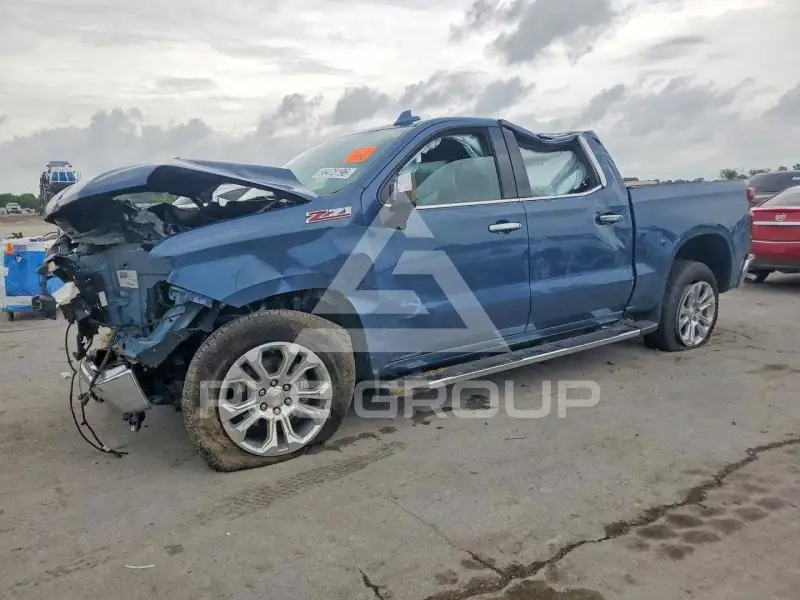 2024 Chevrolet Silverado photo