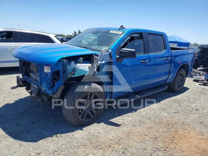 2024 Chevrolet Silverado photo