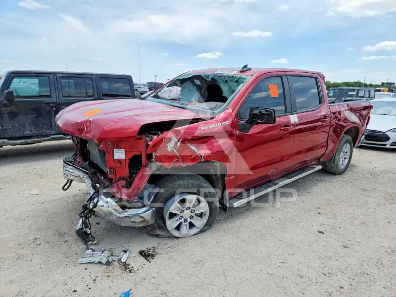 2024 Chevrolet Silverado photo