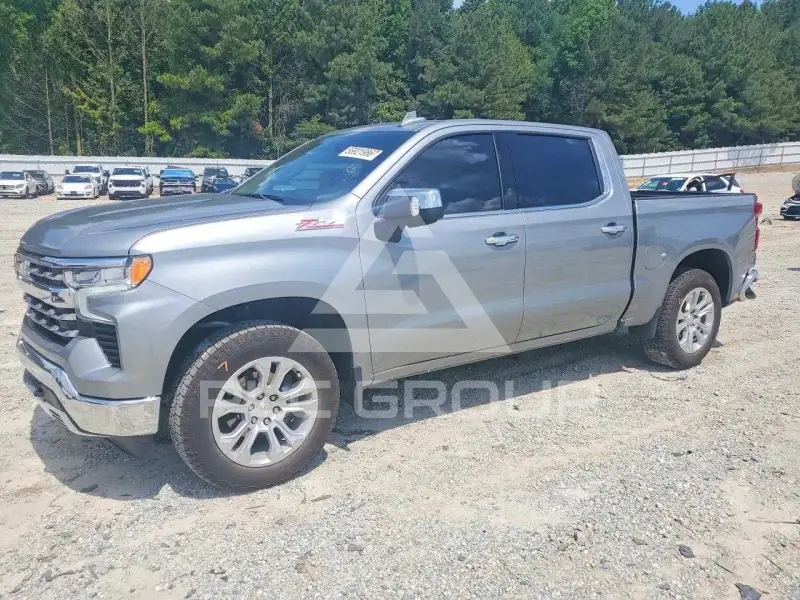 2024 Chevrolet Silverado photo