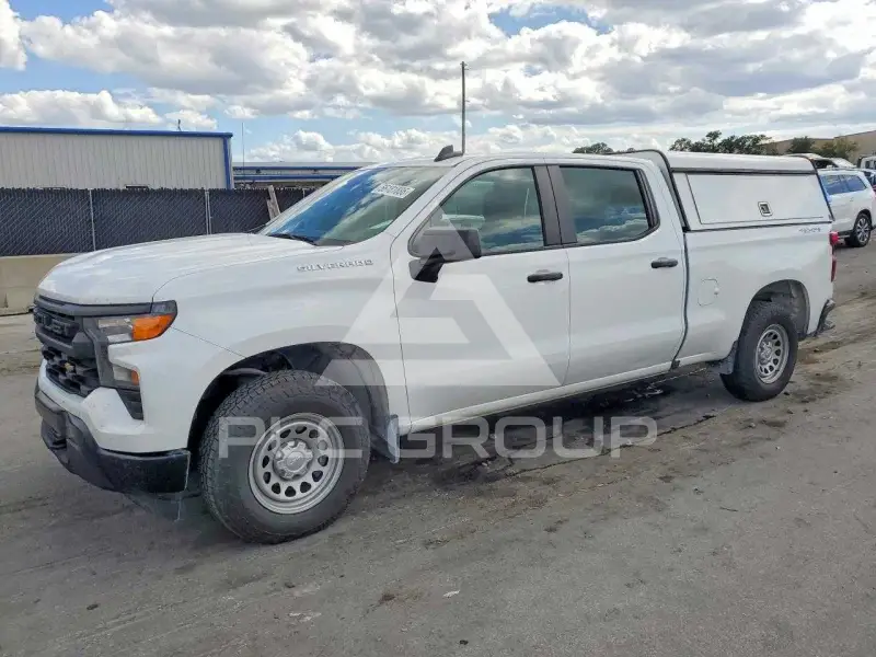 2024 Chevrolet Silverado фото