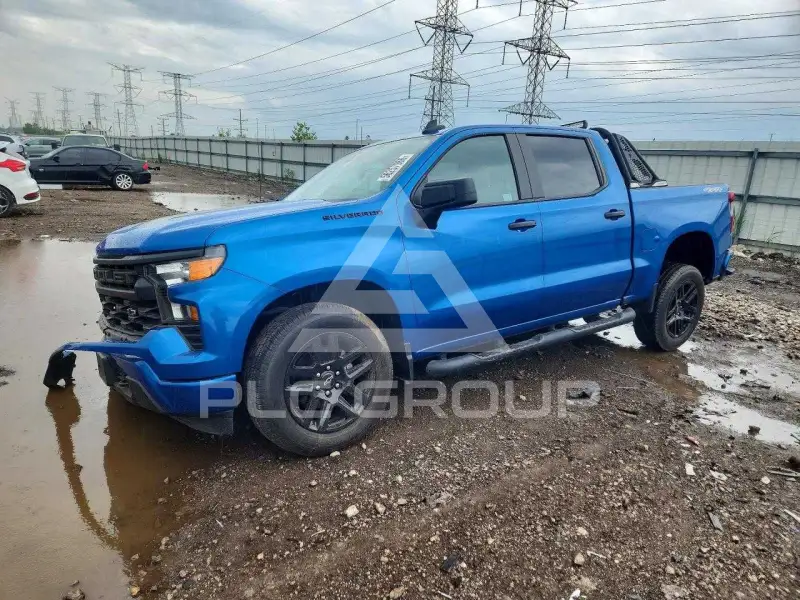 2024 Chevrolet Silverado photo