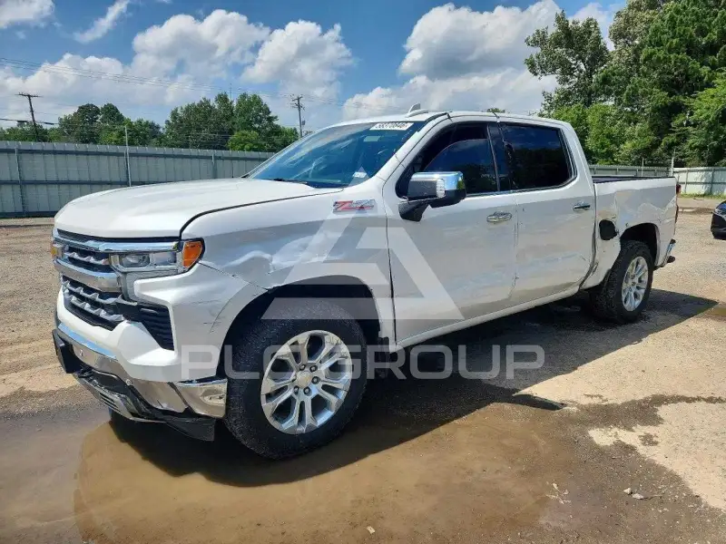 2024 Chevrolet Silverado photo