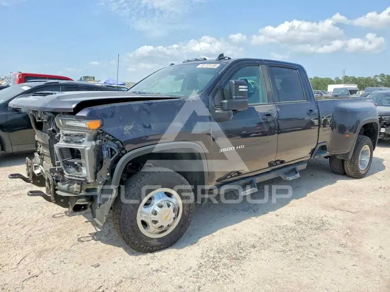 2024 Chevrolet Silverado фото
