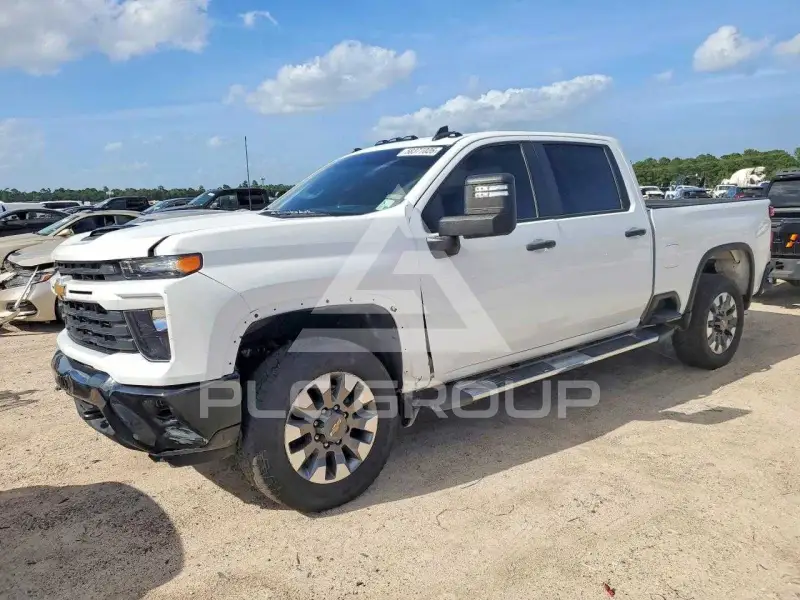 2024 Chevrolet Silverado фото