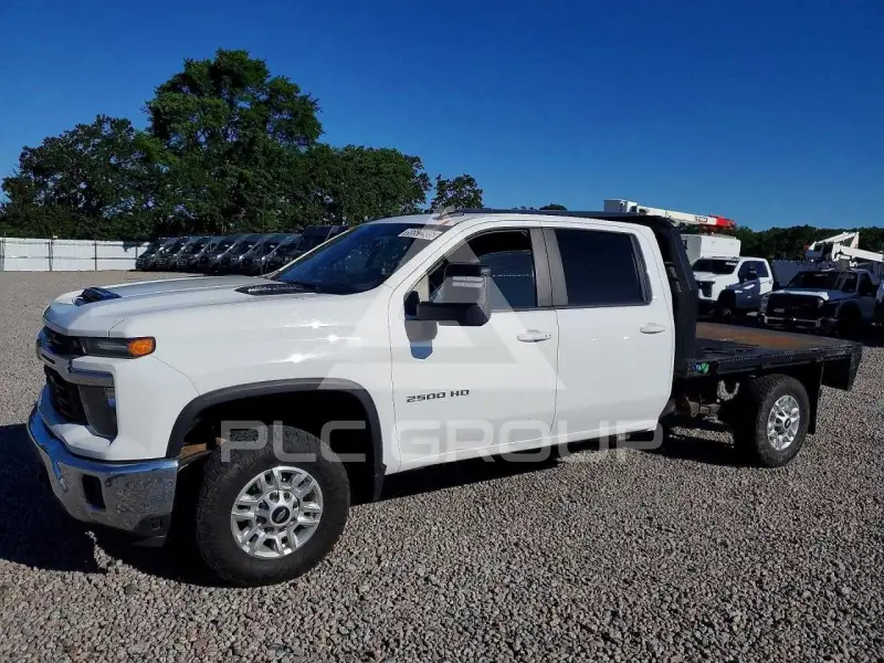 2024 Chevrolet Silverado фото