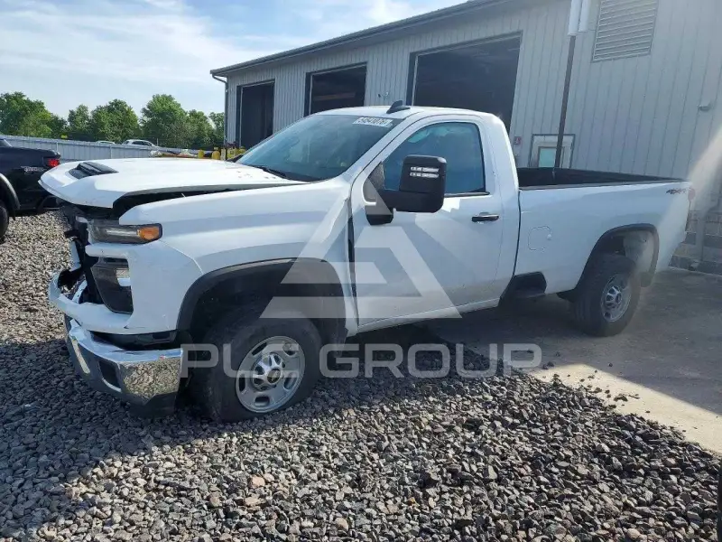 2024 Chevrolet Silverado фото