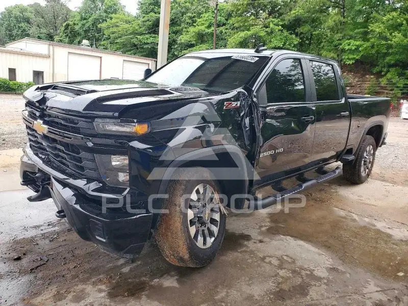 2024 Chevrolet Silverado фото