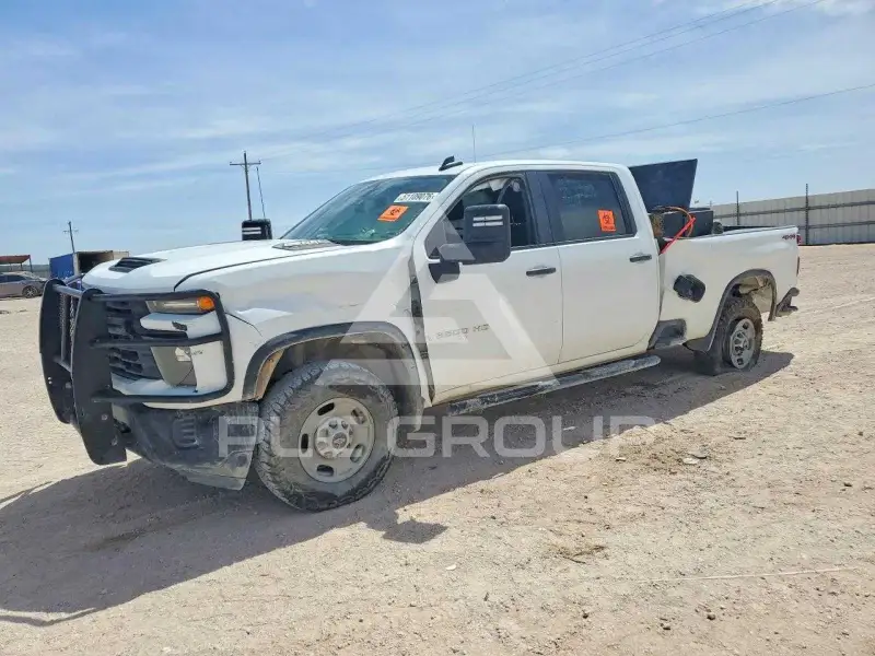 2024 Chevrolet Silverado photo