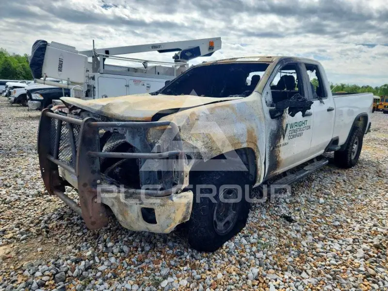 2024 Chevrolet Silverado photo