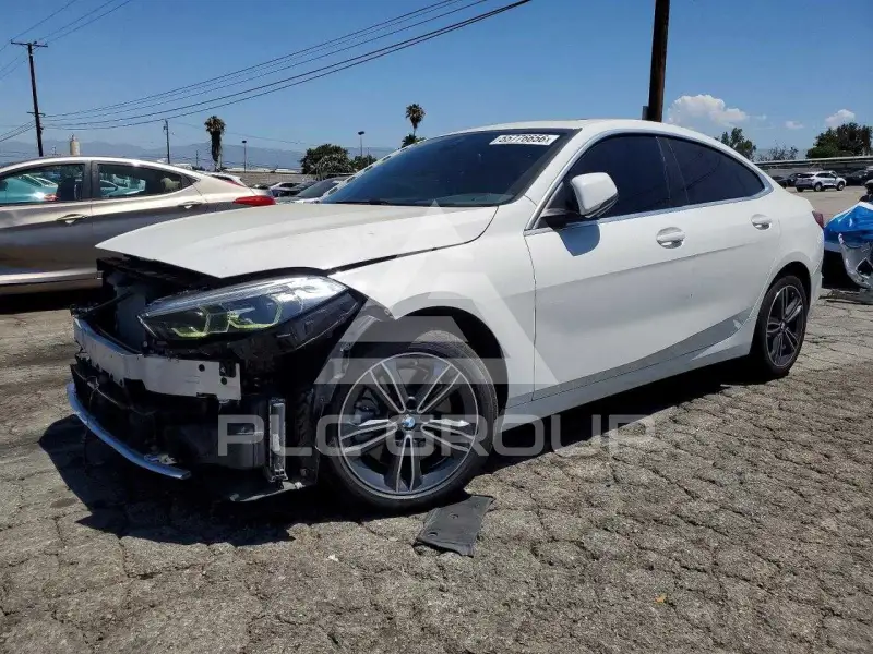 2024 BMW 228 photo