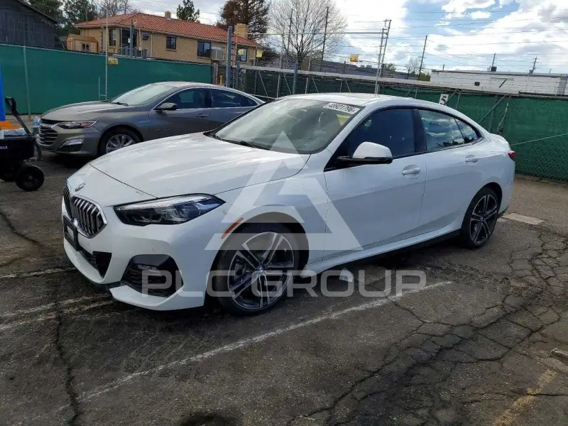 2024 BMW 228 photo
