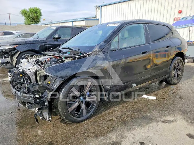 2024 BMW iX фото