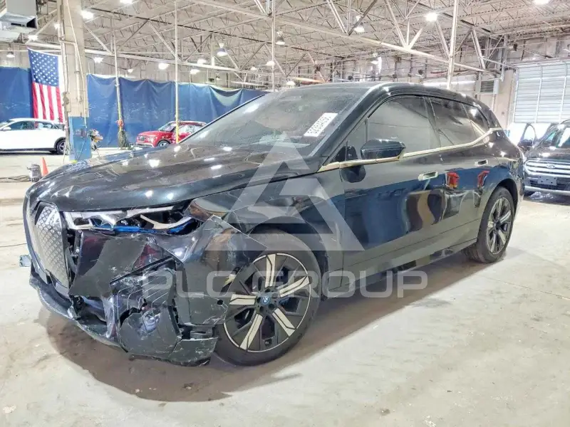 2024 BMW iX фото