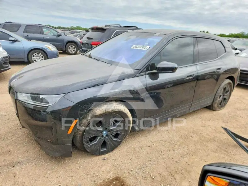 2024 BMW iX фото