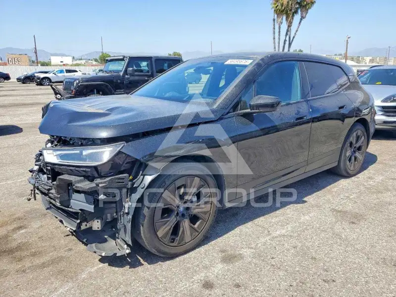 2024 BMW iX фото