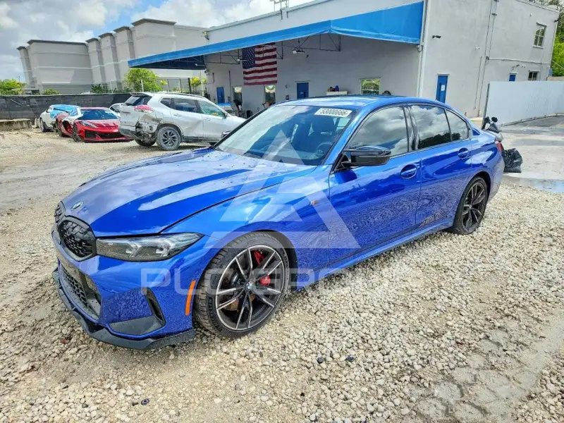2024 BMW M3 фото